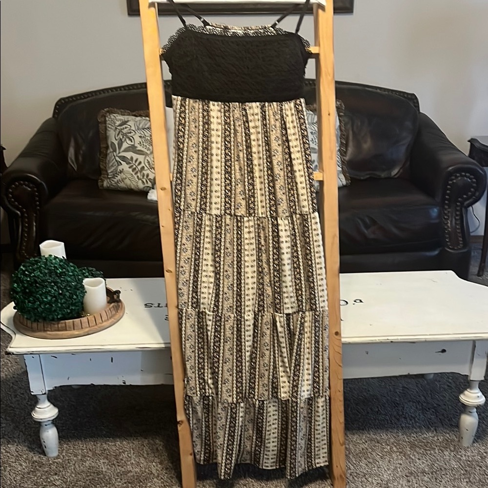 No Boundaries Black and Gold Dress
